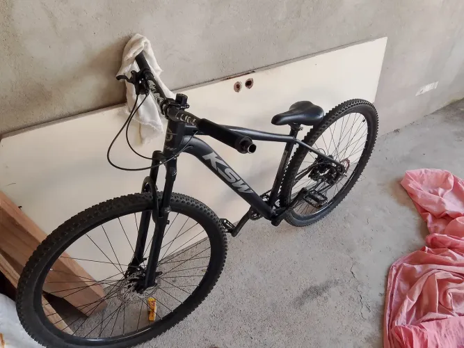 Bicicleta KSW Aro 29 MTB - Conservada
