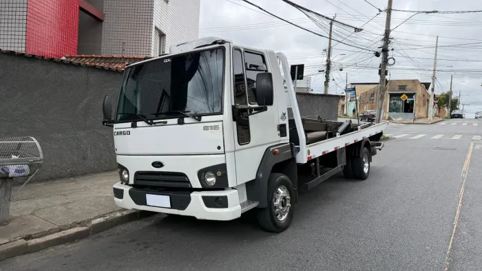 Ford Cargo 816S prancha