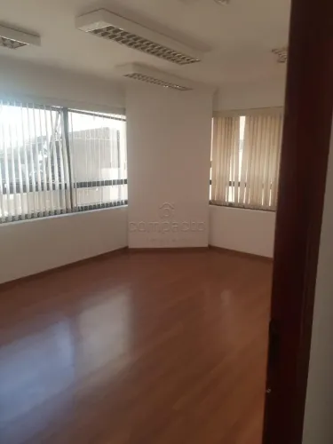 Sala Comercial | 1 Vaga de Garagem | Excelente Localização