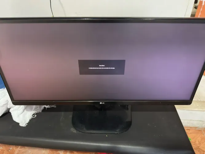 Monitor LG UltraWide 25 Full HD IPS negociável