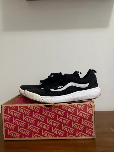 Tênis Vans UltraRange