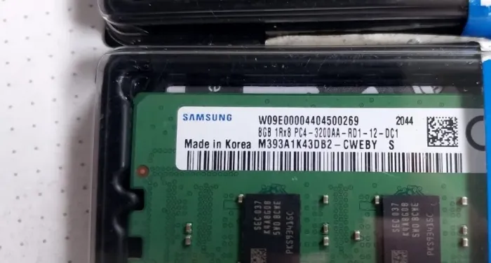 Memoria 8gb 1rx8 Pc4 - 3200aa