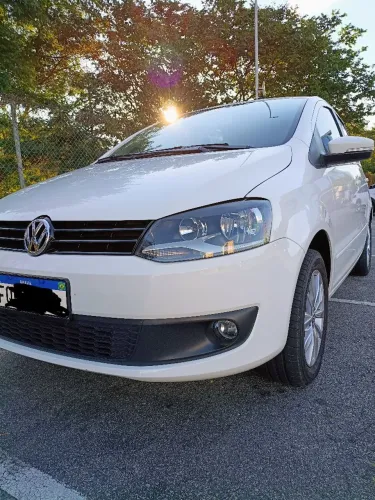 Volkswagen Fox 1.6 MI Total Flex 8V 5P 2014