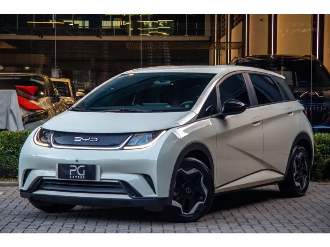 BYD Dolphin EV (Elétrico) 2024