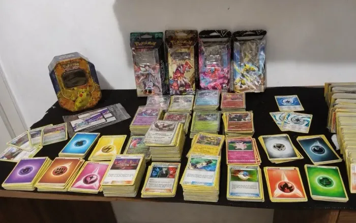 Coleção Pokémon Completa +2000 Cartas Originais Raras Brilhantes Decks e Acessórios