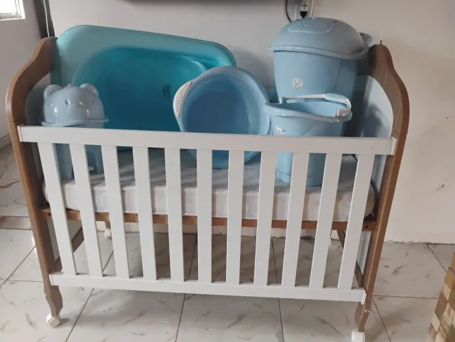 Vendo berço/colchão+