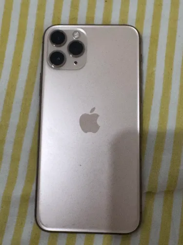 Vendo IPhone 11 Pro 256gb cor dourado