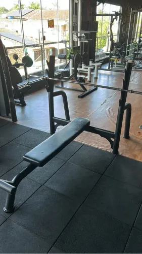 Supino reto olimpikus