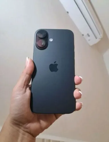 Iphone 16 impecável