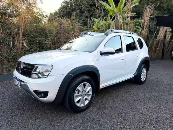 Renault Duster Dynamique 2.0 Hi-flex 16V Aut. 2016