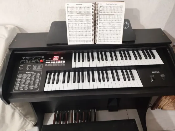 Instrumentos musicais
