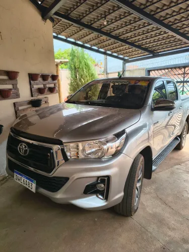 Toyota Hilux CD SR 4X4 2.8 TDI Diesel Aut. 2020