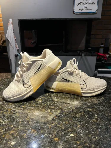 NIKE METCON 9 - TAM 40