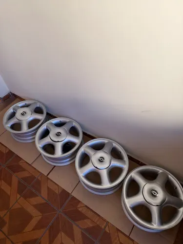 Rodas Aro 14 Tigra e Kadett Sport Original GM