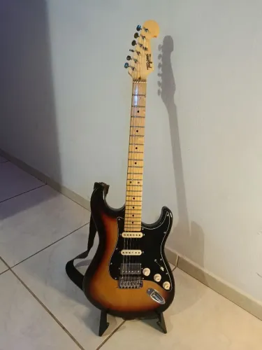 Guitarra Tagima T635