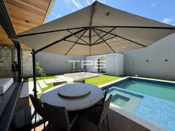 Casa com 3 dormitórios (03 suíte) uma master à venda, 405 m² por R$ 2.900.000 - Clube dos