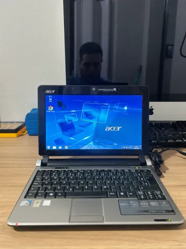 Netbook Acer - Intel - 2GB de ram - 500GB de hd