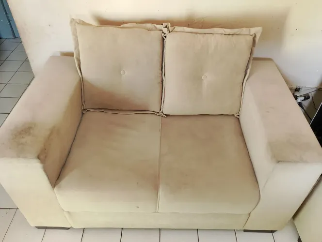 Sofá 2 lugares