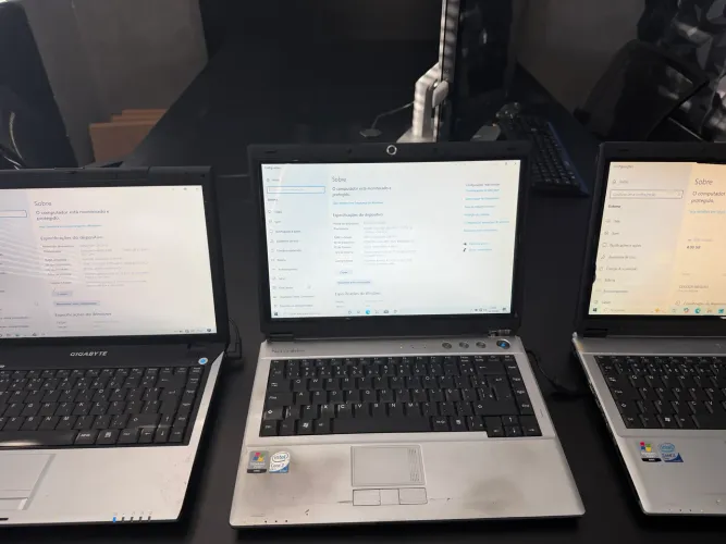 Notebook Dual Core / 4 GB memória HD 500