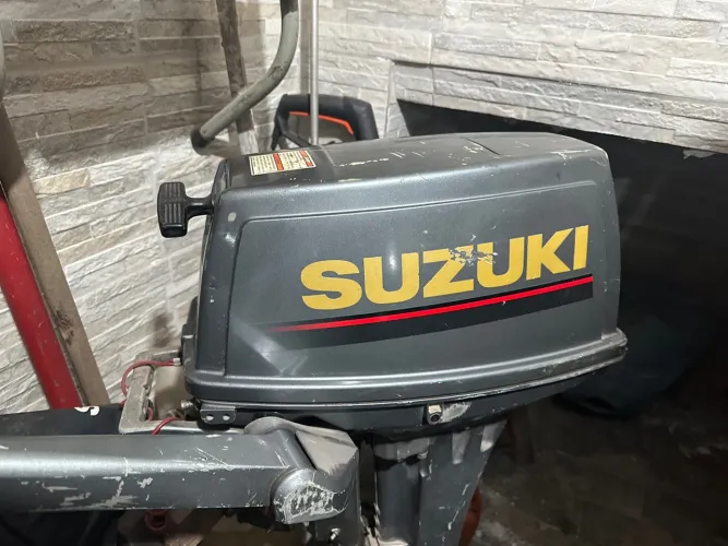 Motor suzuki 15 hp em perfeito estado!