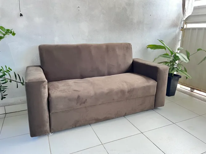 Sofá 2 e 3 lugares - Disponível
