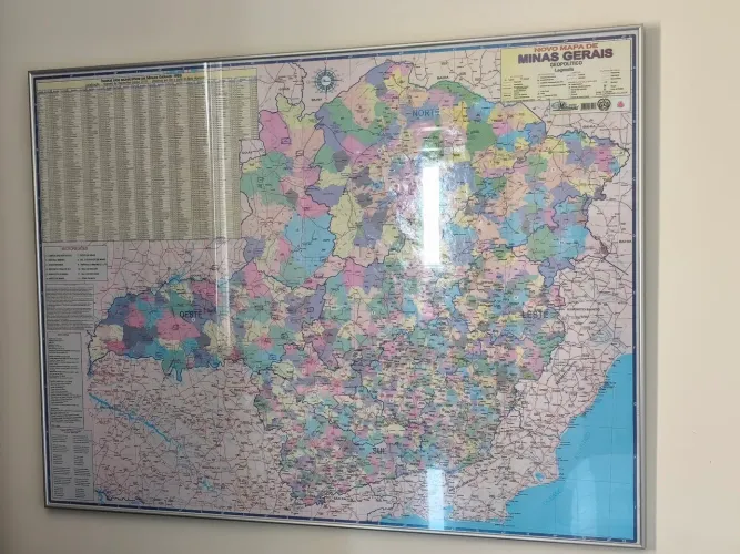 Quadro mapa de Minas Gerais envidraçado