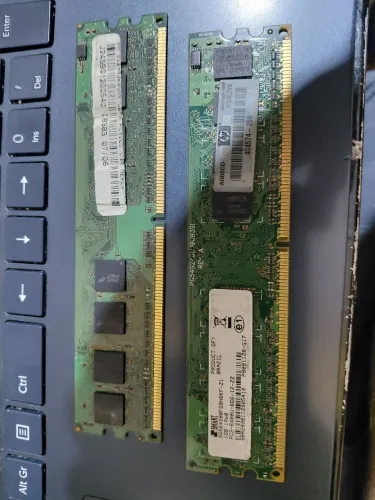 Memórias 2gb ddr2 03 pentes e 1gb ddr2 01 pentes1