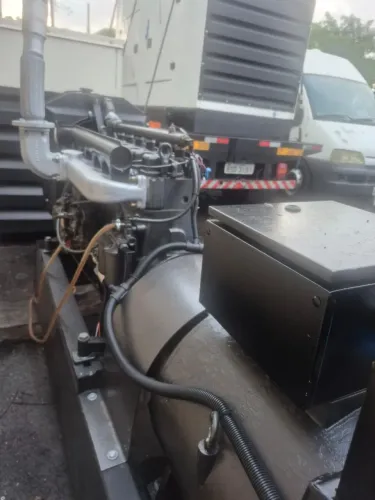 Grupo gerador 60 kva 