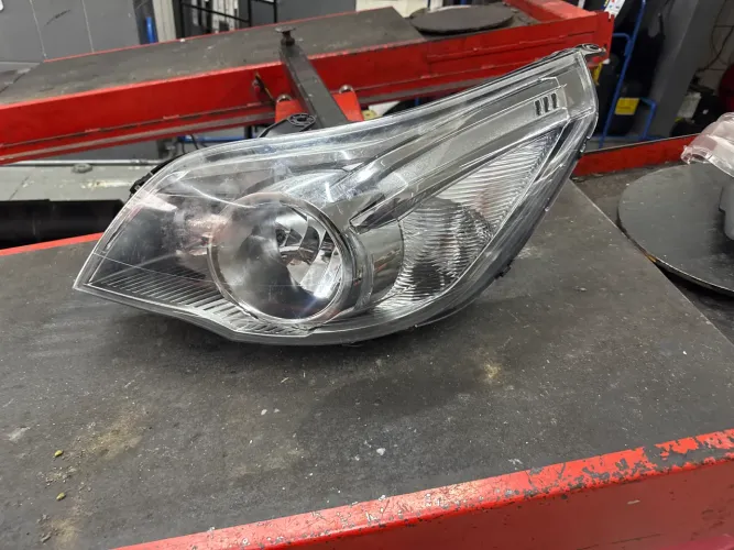 Farol Lado Esquerdo Chevrolet Agile Montana Cromado 2013 14 Esquerdo