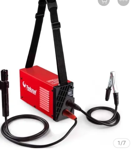 Máquina de solda com um mês de ido