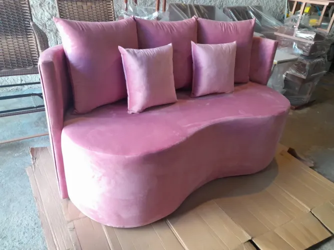 Sofá pra vender novo 5 meses de uso era da minha loja de roupa