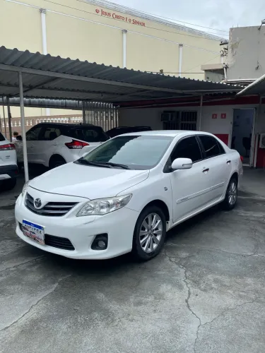 Toyota Corolla Altis 2.0 Flex 16V Aut. 2014
