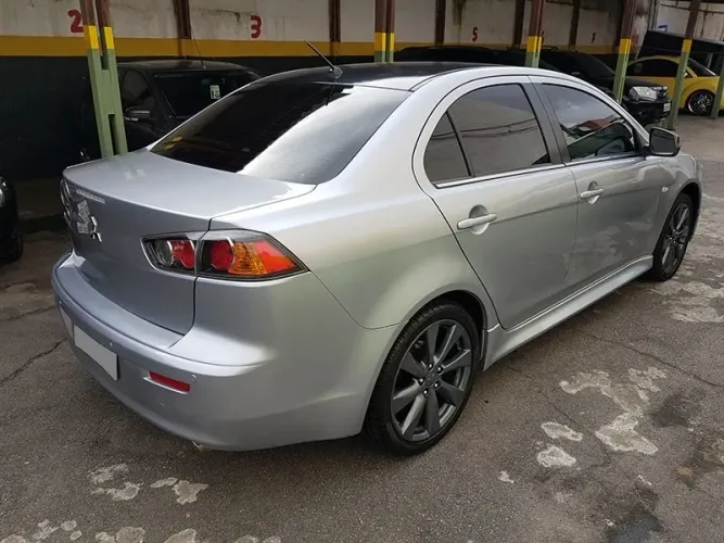 Peças Lancer 2013 Porta Farol Lanterna Capo Airbag Motor Retrovisor Câmbio Bobina Bico