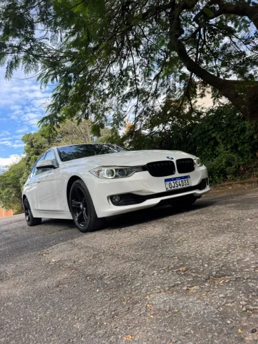 BMW 320I A 2.0 Turbo/activeflex 16V 184cv 4P 2013