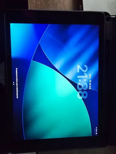 iPad 9, 256gb, Wi-Fi + celular, iPad OS 26.5.2