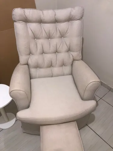 Vende poltrona de amamentação balanço