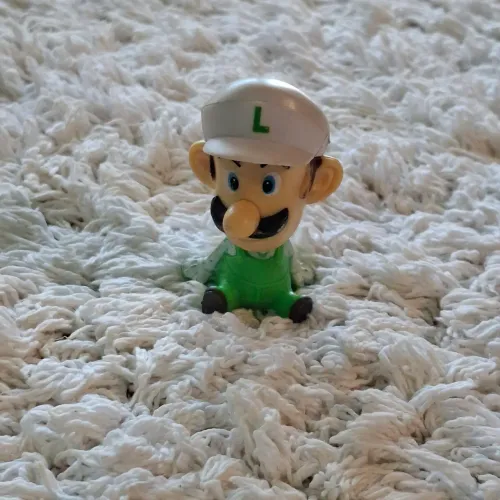 Boneco Cabeção Luidgi Mexe a Cabeça ao Tocar