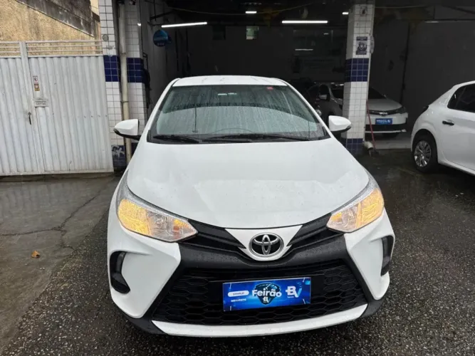 Toyota Yaris XL Live Sedan 1.5 Flex 16V 4P AUT 2024