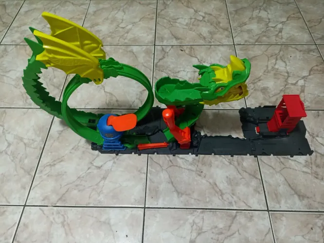 Pista Dragão Hotwheels 