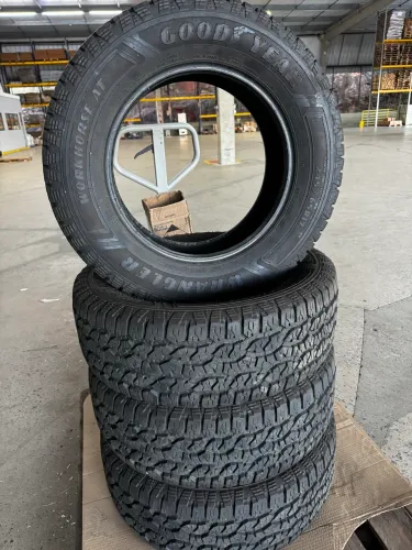 Pneu Goodyear 245/65R17 Wrangler Workhorse AT