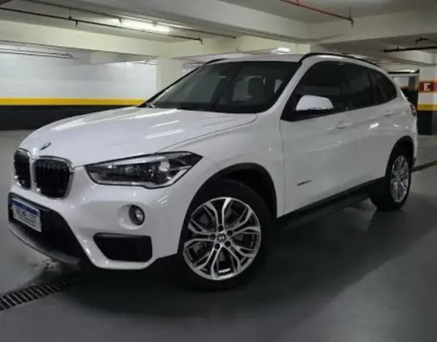 BMW X1 Sdrive 20I X-line 2.0 TB Active Flex 2018