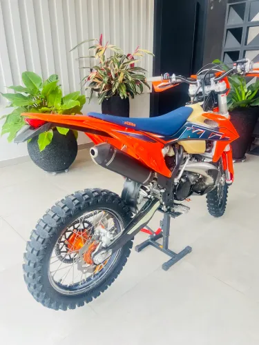 Vendo KTM 300 EXC 2022, único dono