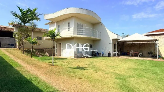Casa para locação, 276 m², 04 quartos, por R$6.000,00 - Patropi / Paulinia-SP