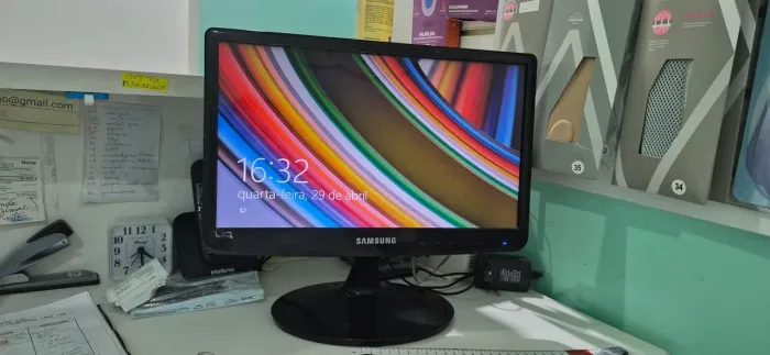 CPU Intel Core I3 i8800 3D incrivel 2120 Windows 8 leitor cartão Sim+