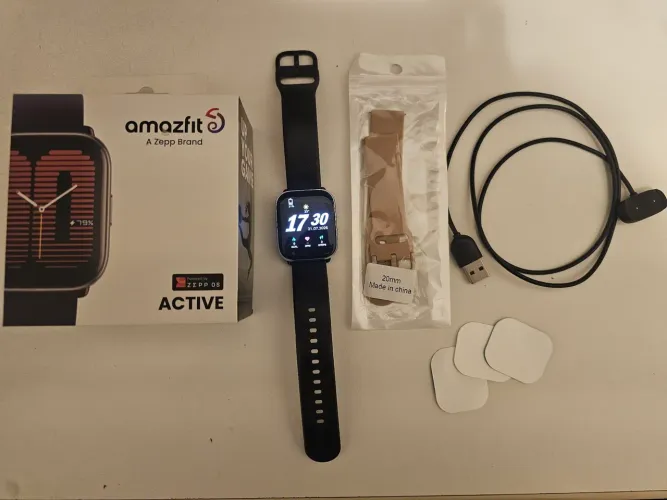 Smartwatch Xiaomi Amazfit Active (GTS 2 Mini) + pulseira extra e película