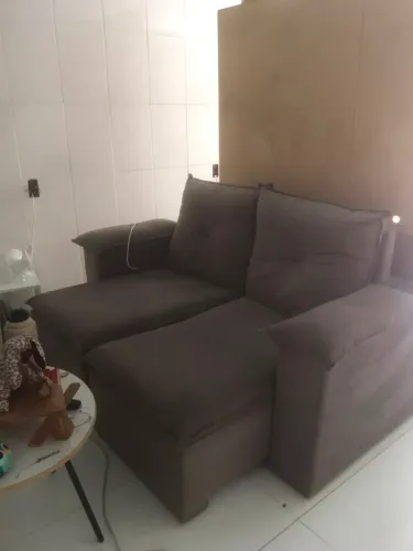 sofá retrátil novo