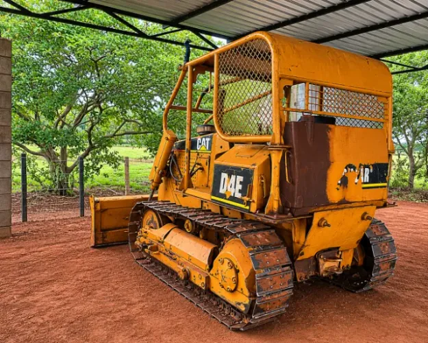 Trator Esteira D4E Caterpillar