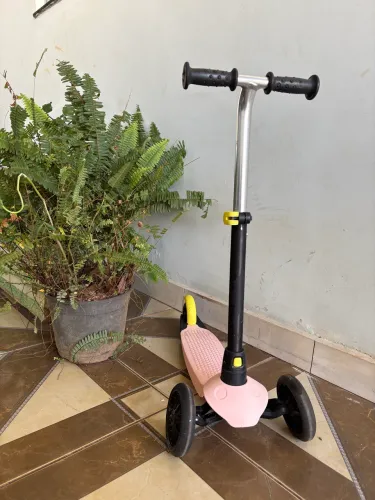 Ótimo Patinete Infantil 3 rodas da Oxelo! Melhor estabilidade para o seu bebê! 