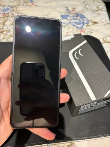 Z flip 7 FE mais novo e barato da OLX