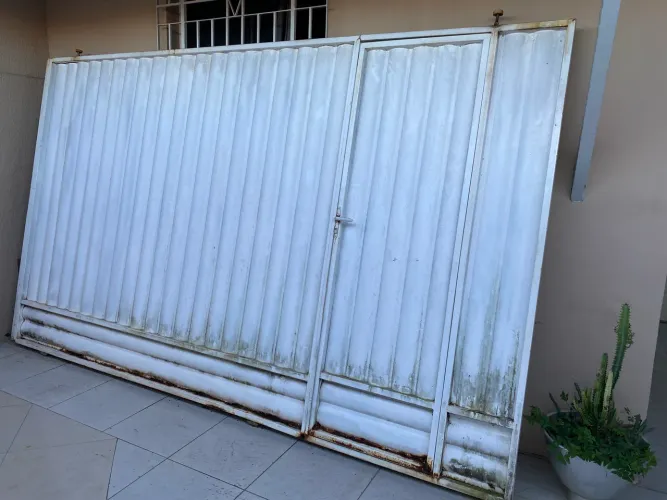 Portão galvanizado 